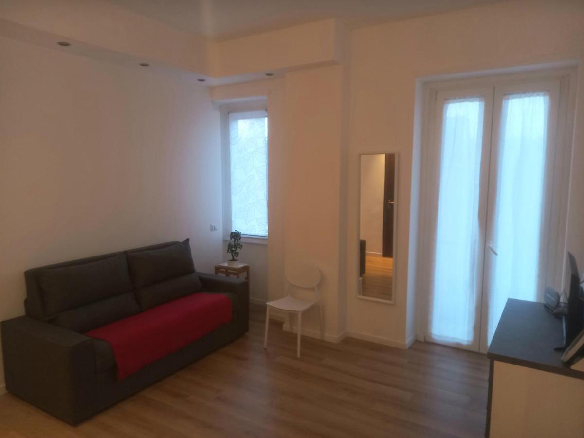 Bilocale 7 Piano Balcone Vista Skyline Apartment Milan Luaran gambar