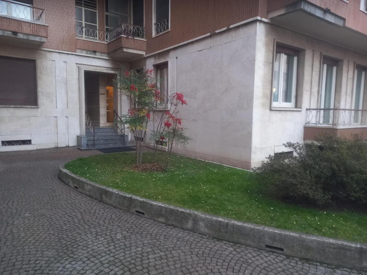 Bilocale 7 Piano Balcone Vista Skyline Apartment Milan Luaran gambar