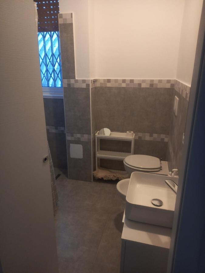 Bilocale 7 Piano Balcone Vista Skyline Apartment Milan Luaran gambar